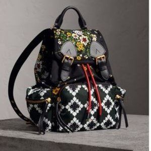Burburry The Medium Rucksack in Floral Print - BagPack
